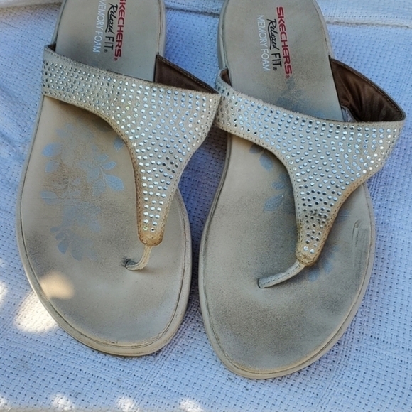 Skechers Memory Foam Sandals‎ 10 - Picture 3 of 11